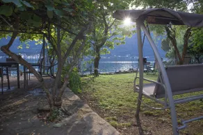The Garden on the Lake - Image 2
