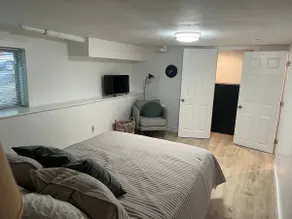 Private Downstairs Basement 2 Bed/1 bath - Image 2