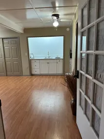 Studio Overlooks OH River & Park - Image 5