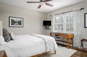 Cozy 2BR Midtown Bungalow | Family Friendly - Image 5