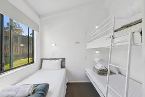 Deluxe Waterfront Cabin - Image 4