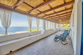 Casa Alba, sea view terrace and garden - Image 4