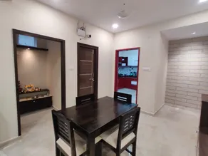 Platinum Oaks - Image 4