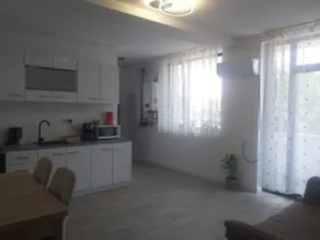 Premium Apartment Promenada Mol, Toporasi Street 15 - Image 5