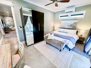 Gated Garden Cottage · King Bed · Walk to Downtown - Image 3