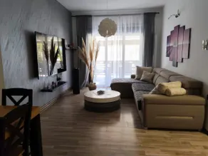 Bobby House - Image 2