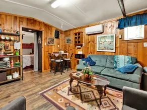 The Bunkhouse, farm stay, access to private pool. - Image 4