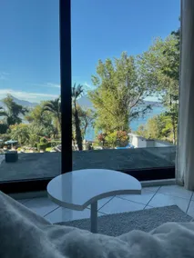 Apartment with a view and exit to the lake - Image 2
