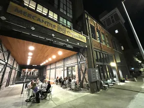Mercantile industrial loft! - Image 2