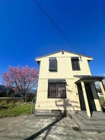 House surrounded by countryside.The view of Mt. Aso is close to the Shirakawa water source.20 minute drive to the crater!Length-of-stay discounts! - Image 2