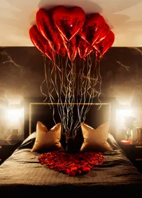 Romantic Couples Getaway Midlands - KINKY - Image 5