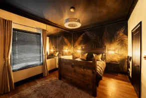 Romantic Couples Getaway Midlands - KINKY - Image 4