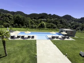 Casa d'Henrique Retreat Pool and Spa - Image 4