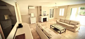 beautiful & large property with pool. - Image 5