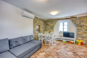 Istrian Casa Pr Marici Sweet Jasmine, Koper, Slovenia - Image 3
