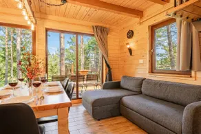 Forest Princess Chalet near Lake Bloke - Happy Rentals - Image 4