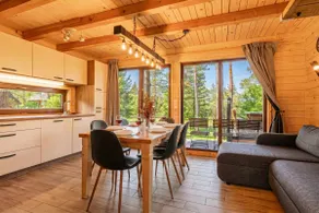 Forest Princess Chalet near Lake Bloke - Happy Rentals - Image 3
