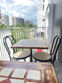 Charming Apartment in Saint-Ouen - GetHosted - Image 4