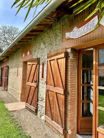 Old renovated sheep barn - Image 2
