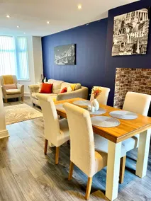 House in Liverpool 3 bds 2 baths + free parking - Image 3