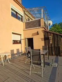 House with a view - Image 5