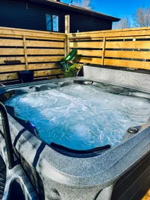 Lakeside Haven | Hot Tub & Quiet Lake Erie - Image 2