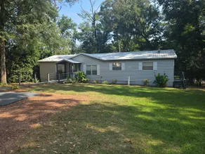 Ole Blue's Lake House - Image 2