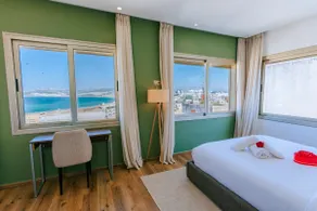 Seaside View: Self Check-in, Parking, Fast WiFi - Image 3