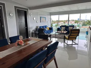 Luxury, comfort and great views. - Image 5