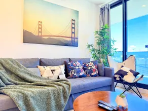 City View comfy CBD 1BR Apt Facing Mall & Parking - Image 3