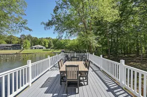 Lakefront Hot tub, dock, game room, kayaks & SUP - Image 4