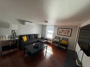 Hazleton Suite, super quiet close to everything - Image 5