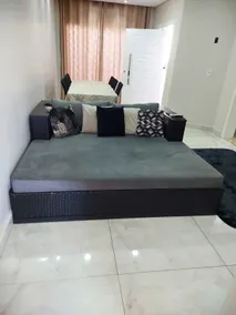 High-end townhouse in Foz - Image 5
