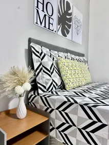 Studio408P - 1 bedroom with garage: Near USP and CPO - Image 3
