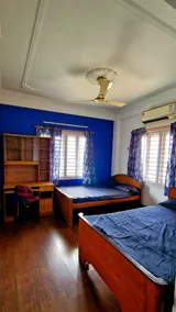 Spacious 4bhk near airport - premium stay - Image 3