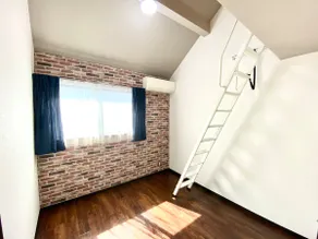 Good access to Narita Airport! Sit back and go to Tokyo from the first station! Private designer guest house! SURFCAMP - Image 3