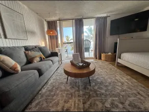”Come for the Views, Stay for the Beach!” - Image 4