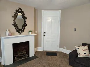 Welcome home 1 bedroom apt - Image 2