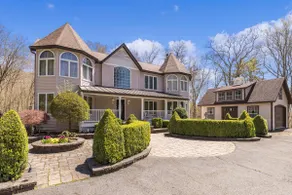 Catskills Villa - Image 2