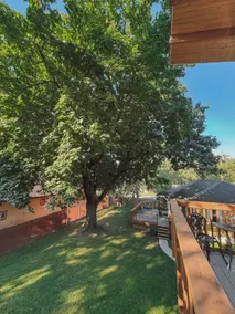 Maple Grove Guesthouse - Image 4