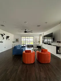 Modern minimalist @Wesley chapel CLOSE to LAGOOn - Image 2