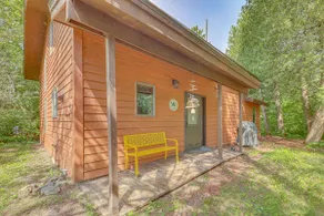 Family Lutsen Lakefront Cabin Near Skiing & Trails - Image 2