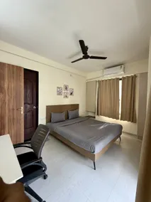 Owls Retreat 2BHK Modern AC Flat in Wakad Pune - Image 5