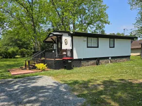The Cottage of Molena - Image 2