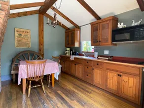 The Swayze Cottage - Image 4