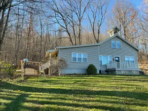 Lakeview house six min to Bristol Mt in S. Bristol - Image 3