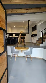 La Casa del Mundo Pajaritos/Downtown/Parking/Pool - Image 3