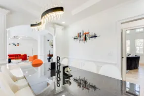 Atlanta’s Exquisite Home (8 Bedroom) - Image 3