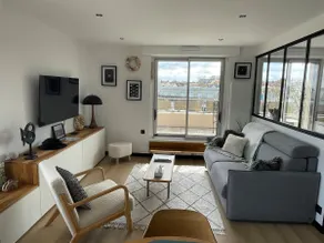 Luxury apartment with sea view/port view, ideally located. - Image 5