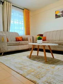 Cosy Loft. Queen High Bed Overlooking Downtown - Image 5